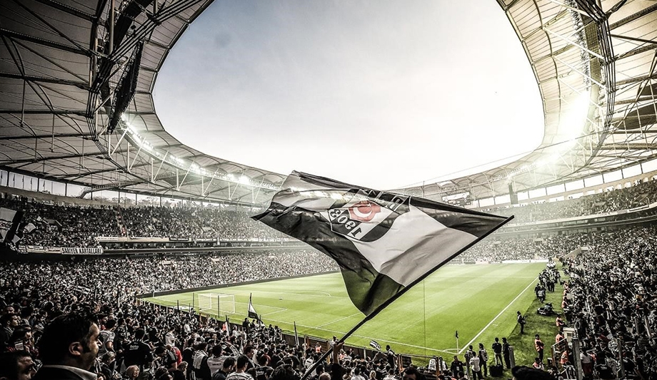 Câu lạc bộ Besiktas- "Đại Bàng Đen" của bóng đá Thổ Nhĩ Kỳ 2 Besiktas 1